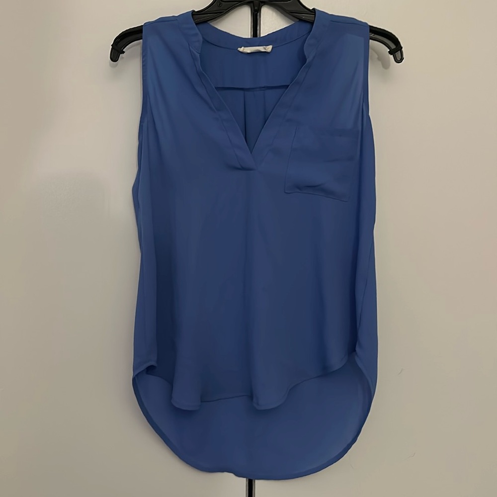 XS Periwinkle Colored Sleeveless Blouse, High-Low Style